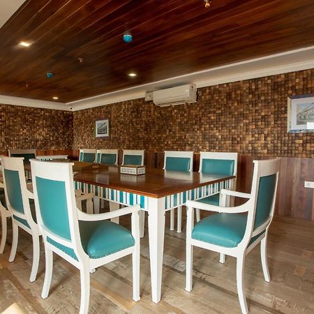 State Beach Resort And Spa Kannur Buitenkant foto