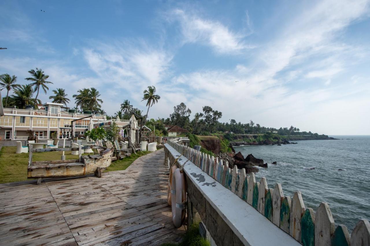 State Beach Resort And Spa Kannur Buitenkant foto