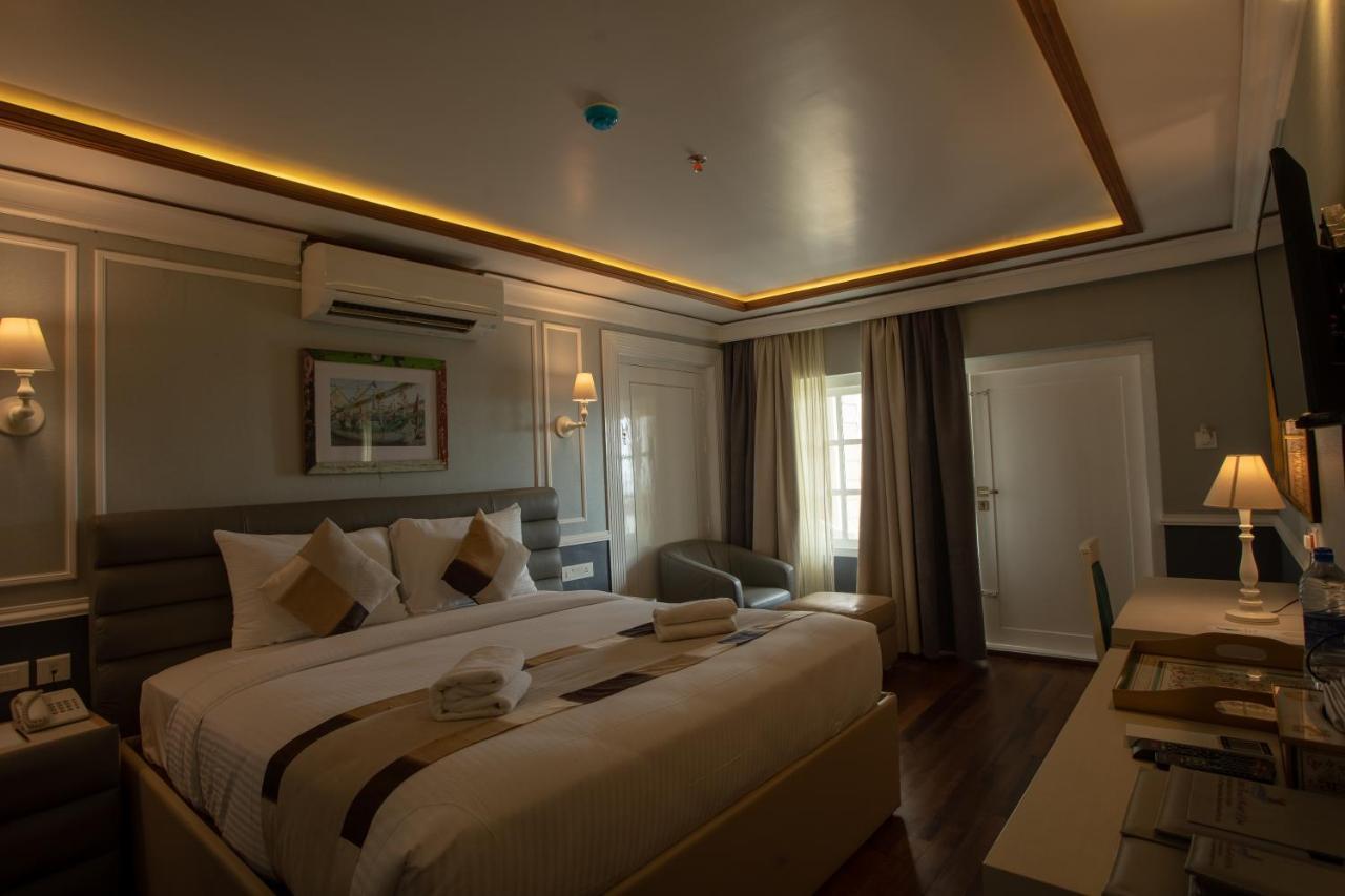 State Beach Resort And Spa Kannur Buitenkant foto