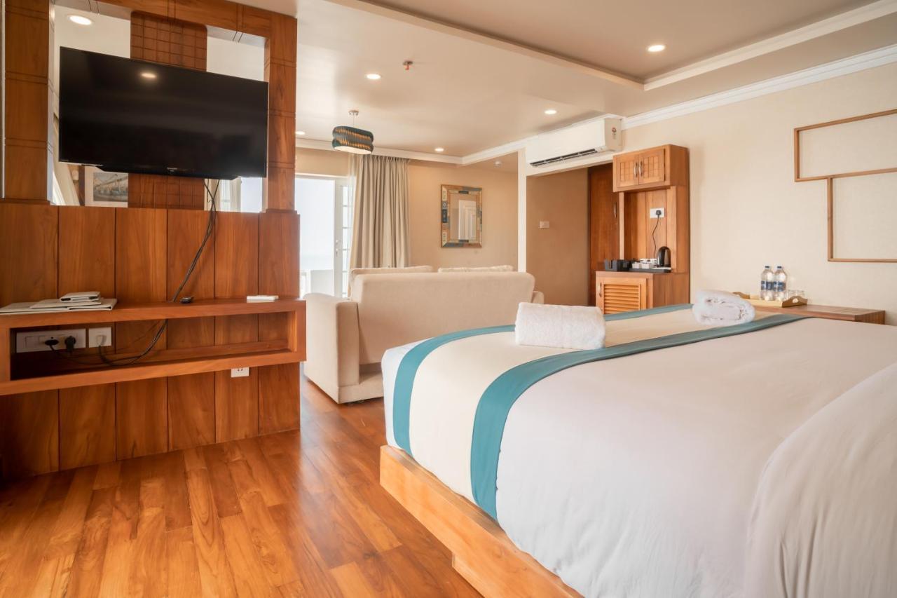 State Beach Resort And Spa Kannur Buitenkant foto