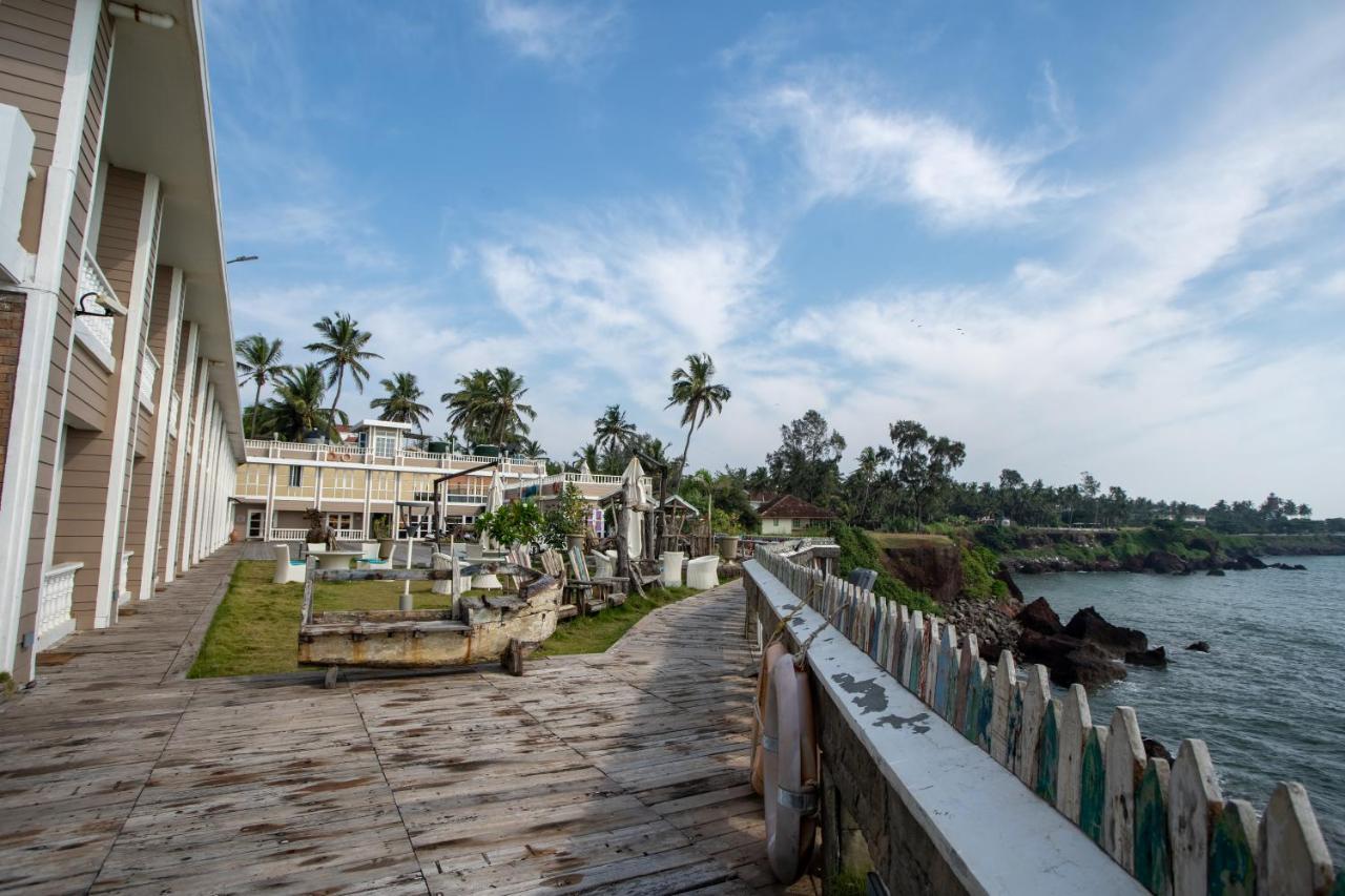 State Beach Resort And Spa Kannur Buitenkant foto